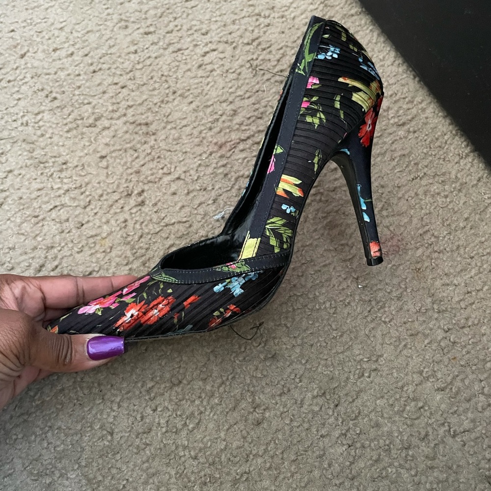flowered heel